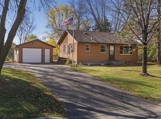 12141 Noon Dr, Dayton, MN 55327