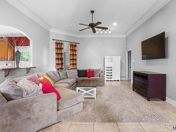 2nd image of 14493 Lake Meadows Ct