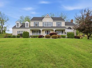 42 Copper Penny Rd, Raritan Twp., NJ 08822