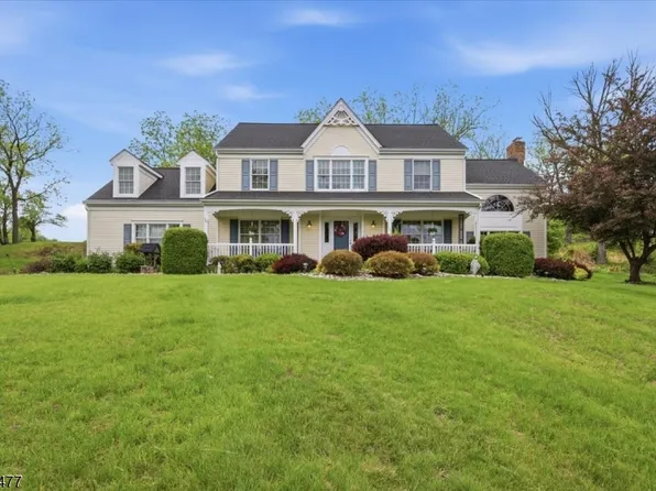 42 Copper Penny Rd, Raritan Twp., NJ 08822