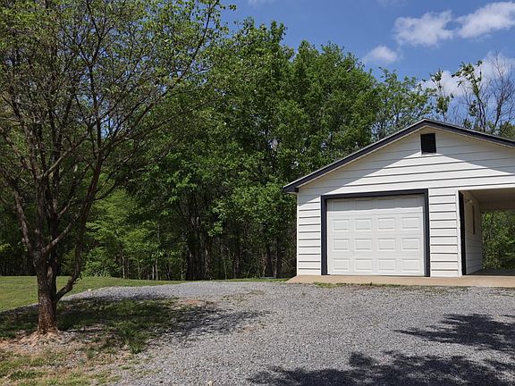 4th image of 3375 Olive Creek Rd