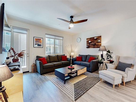 4th image of 2721 Valor Ln