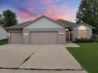 1406 14th St, Milford, IA 51351