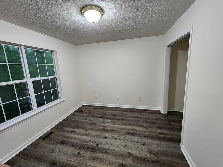 1140 Towne Square Ln #MAIN — Photo 6