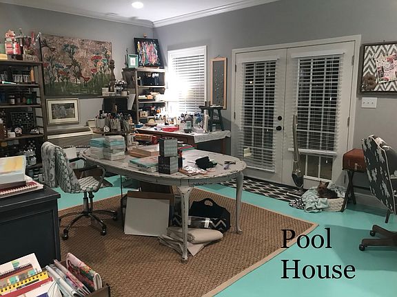 Pool/guest house