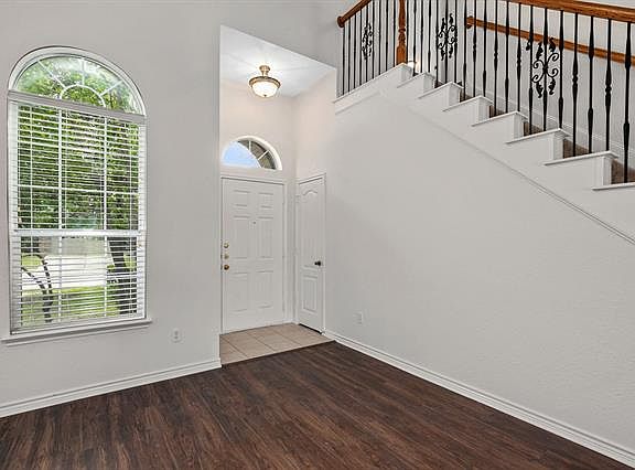 5th image of 11613 Kenny Dr