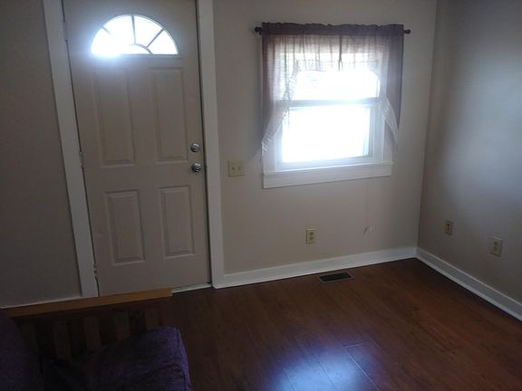 2nd image of 210 Lafayette St
