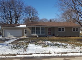 247 Goodell Ave, Readlyn, IA 50668