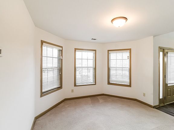 5th image of 3308 Sag Harbor Ct