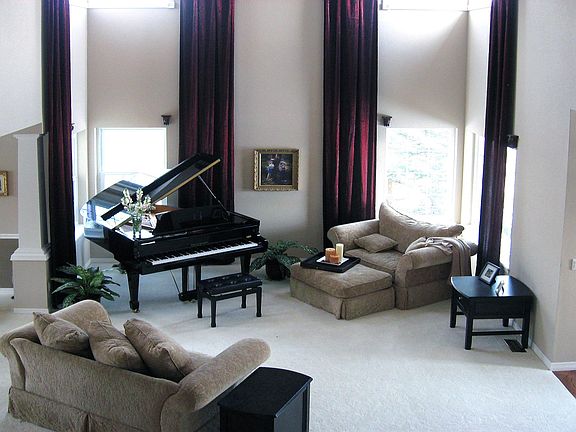 Unleash your creative juices on our grand piano.