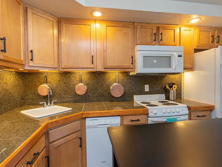 396 Cove Blvd #32 — Photo 10