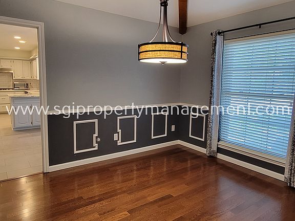 5th image of 10126 Desert Willow Dr