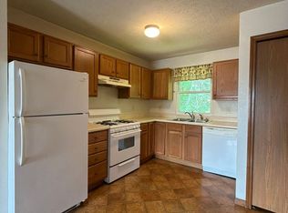 269 Woodridge Ct APT D, Goshen, IN 46528