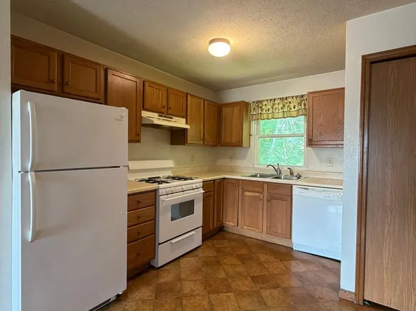 269 Woodridge Court, 269 Woodridge Ct APT D, Goshen, IN 46528