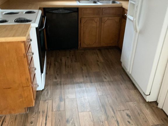 2nd image of 5211 Windy Meadow Dr