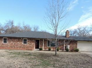 3324 S Cemetery Rd, Yukon, OK 73099