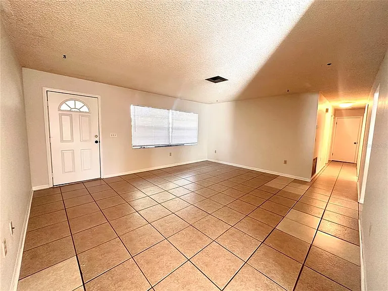 25946 Pine Ridge Rd — Photo 5