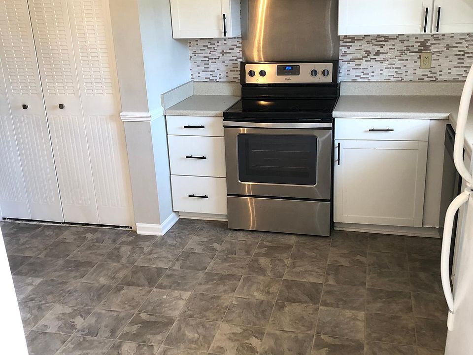 1st image of 2100 Kings Gate Cir APT C