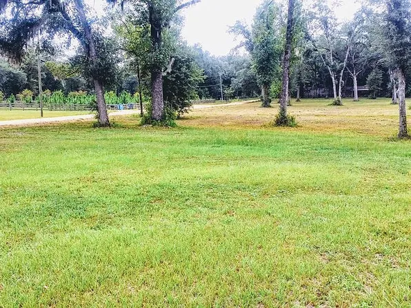 Lane Dr, Valdosta, GA 31601