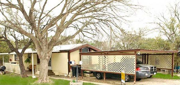 1st image of 204 Wood Dr