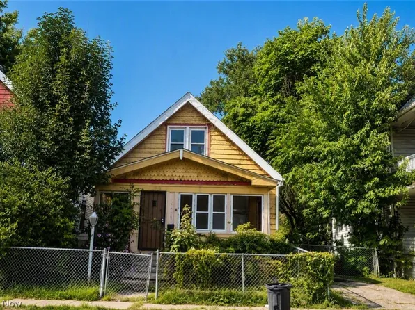 12419 Locke Ave, Cleveland, OH 44108