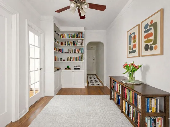 235 Lincoln Pl APT 2E, Brooklyn, NY 11217