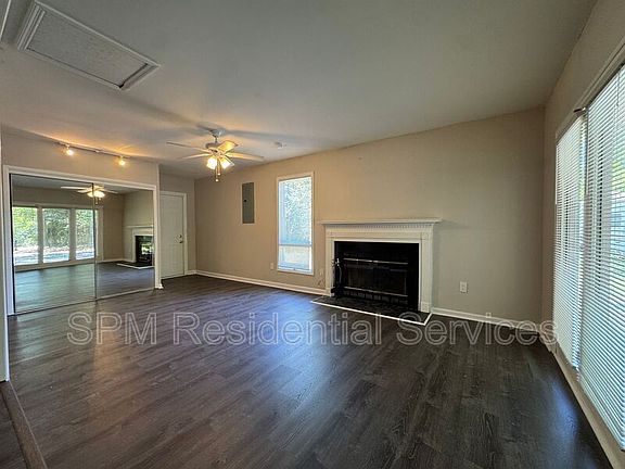 4th image of 4805 Lord Nance Ct