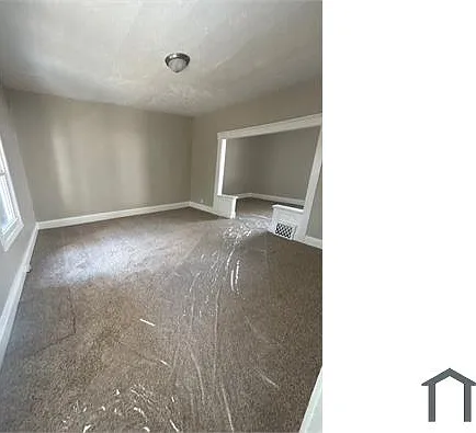 3865 W 40th St #3 — Photo 6