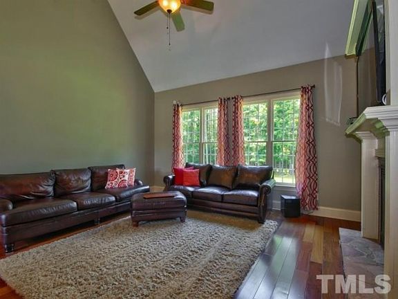 4th image of 400 Marlowe Dr