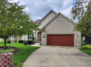 1347 Plum Creek Dr, Bourbonnais, IL