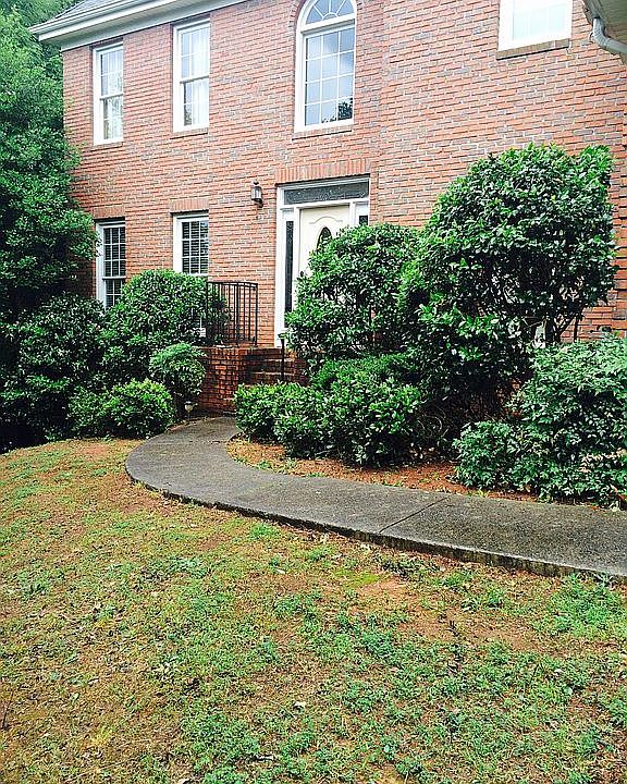 1st image of 960 White Birch Way