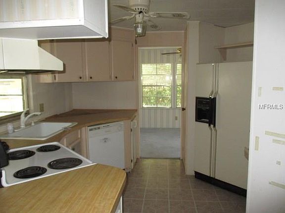 5th image of 1235 Sun Meadow Ln
