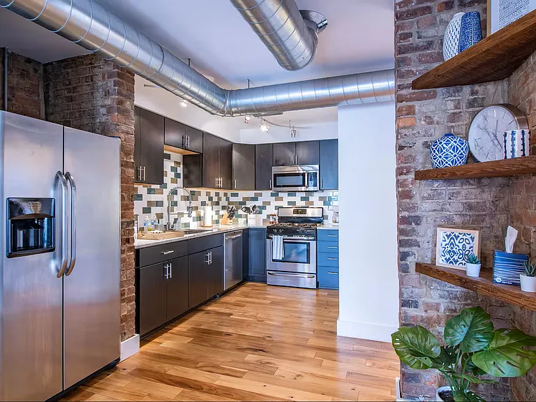 1223 Jackson St #2 — Photo 7