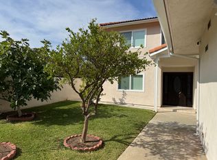 5663 Stardust Rd, La Canada Flintridge, CA 91011