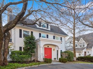 7 Kraft Ave, Bronxville, NY 10708