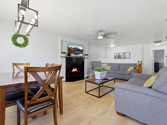 4th image of 2312 E Cinnabar Ln