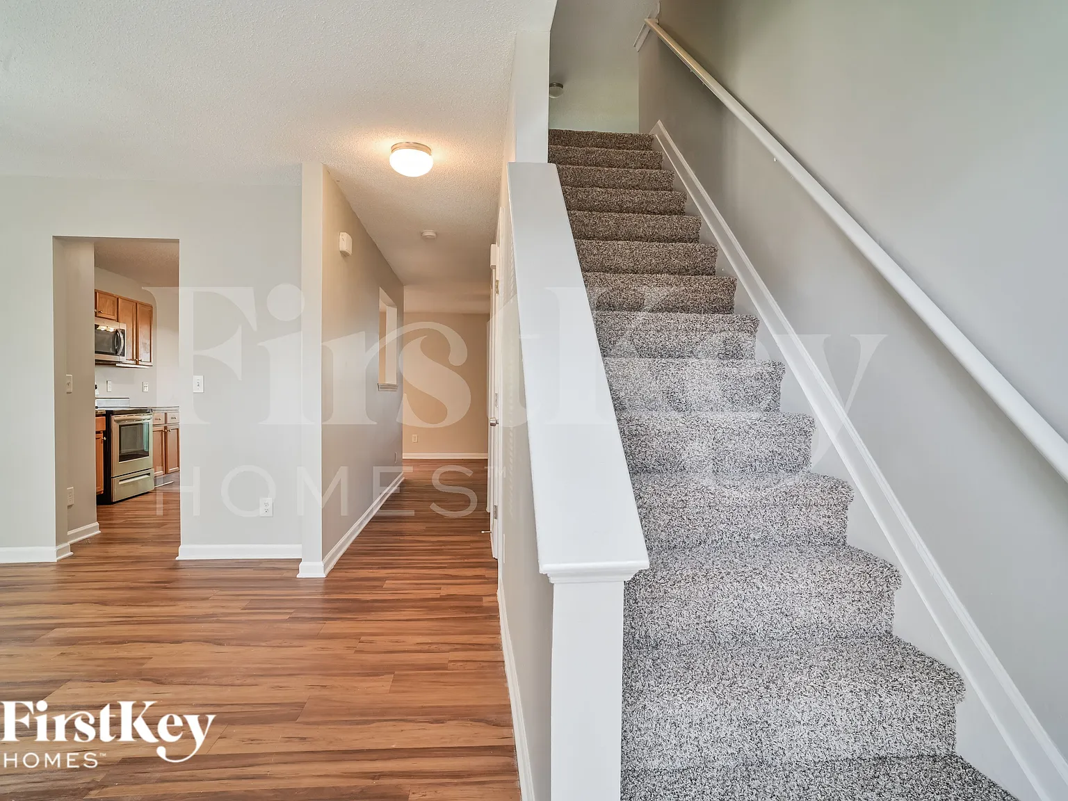 4 bed, 2.5 bath, 2410 sqft, $2,385 — Photo 3