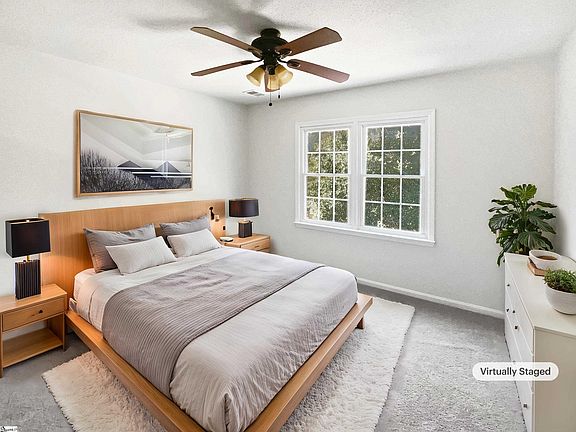 4th image of 909 Burkshire Ct