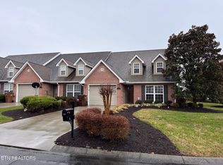 102 Wind Chase Blvd, Madisonville, TN 37354