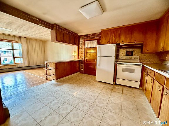 5th image of 403 Woodtick Road