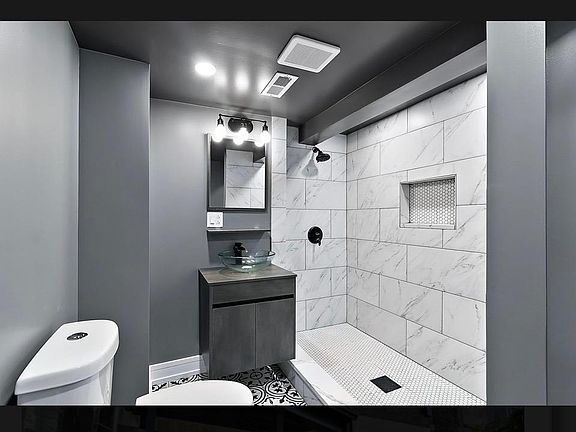 5th image of 1829 N Drake Ave #G