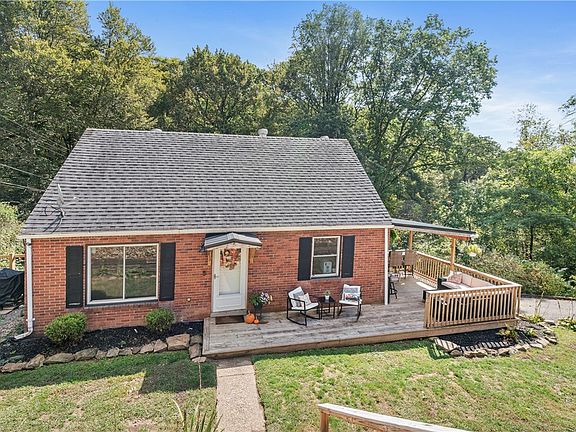 2nd image of 115 Woodcock Dr