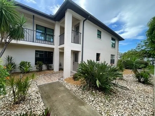 4525 Country Club Blvd APT 112, Cape Coral, FL 33904