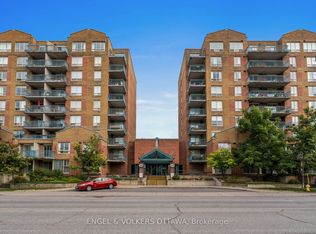 45 Holland Ave #318, Ottawa, ON K1Y 4S3