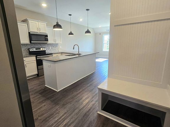 4th image of 204G Drayton Dr
