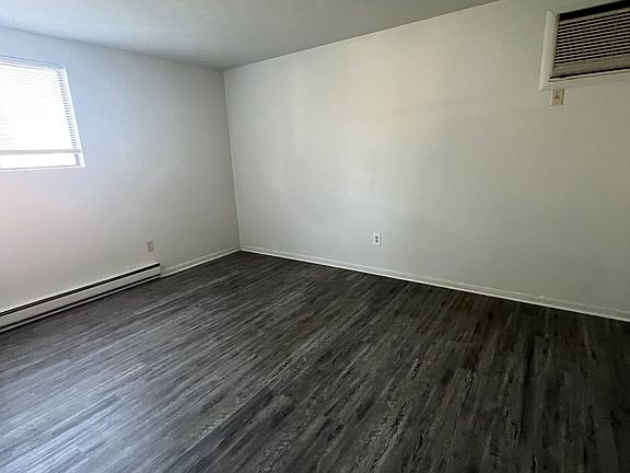 4th image of 1879 Turner Blvd #1