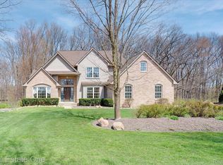 2387 Arciero Ct, Howell, MI 48855