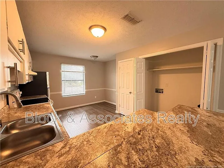4033 Professional Dr — Photo 5