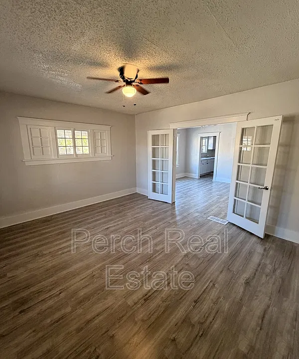 202 S 6th Ave #1