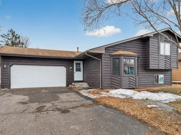 1510 Roosevelt St, Anoka, MN 55303